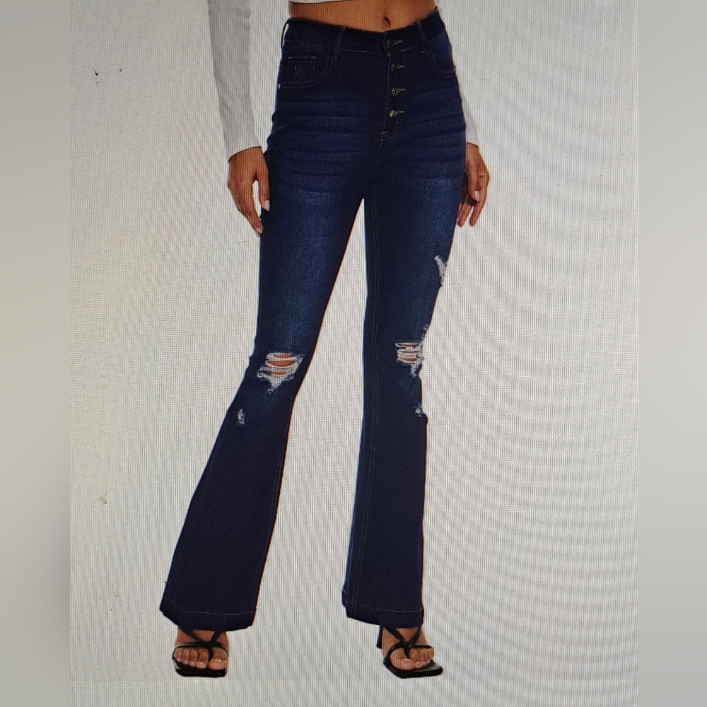 Chic Flare - Distressed - Stretchy - Button Fly Jeans  Size 14 NWOT